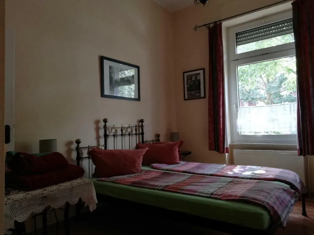 프랑크푸르트 아카사 비앤비 B&B 2*,  독일